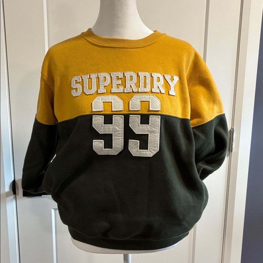 Superdry sweatshirt